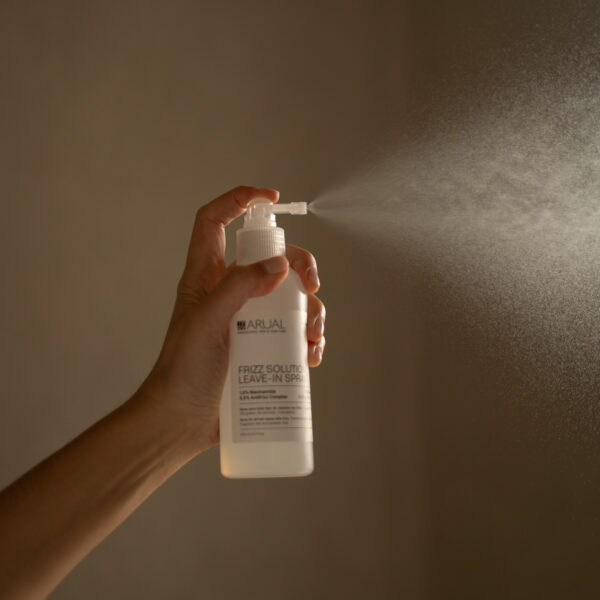 Frizz Solution Leave-in Spray - Imagen 4